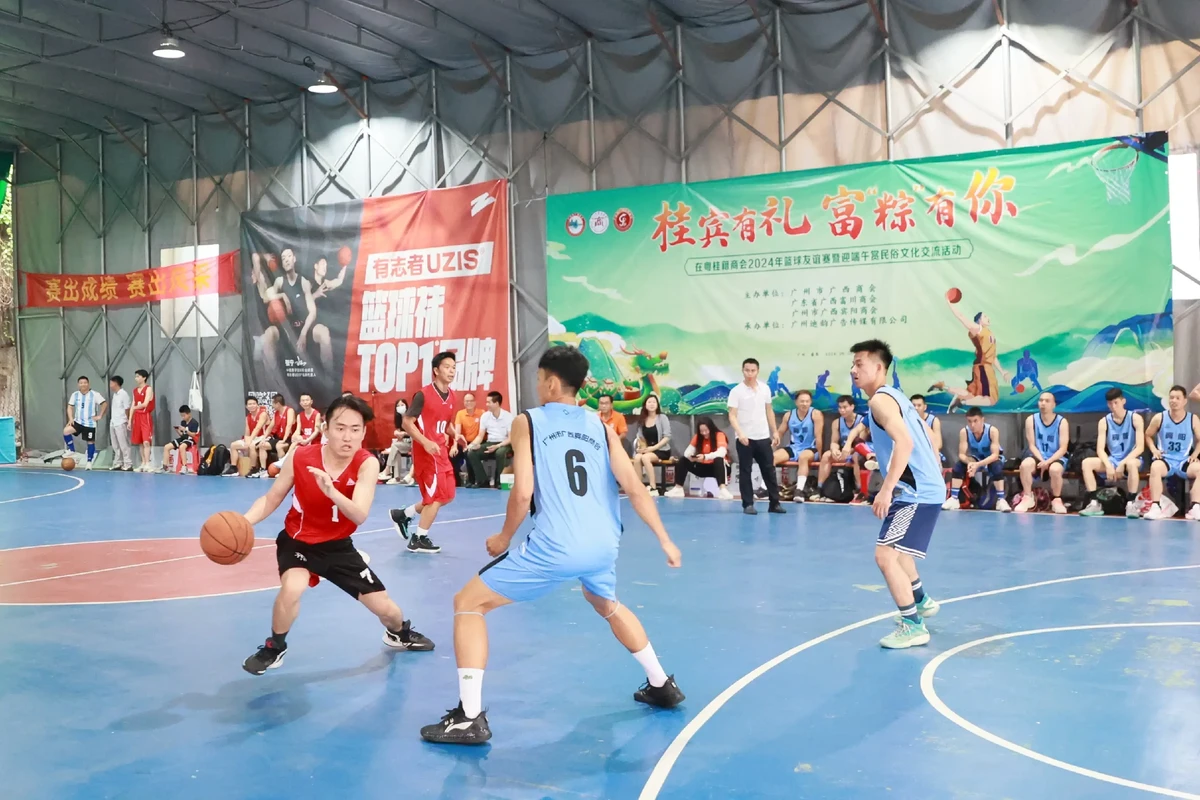 如何通过战术板改善篮球比赛中的防守策略_0